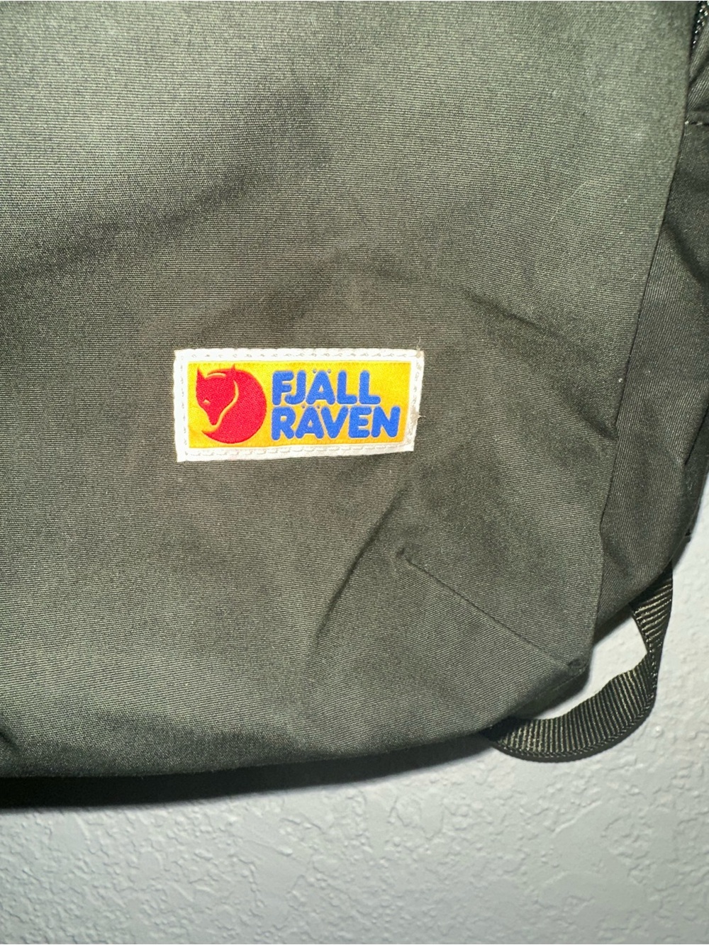 FJALL Raven Backpack - Picture 3 of 7